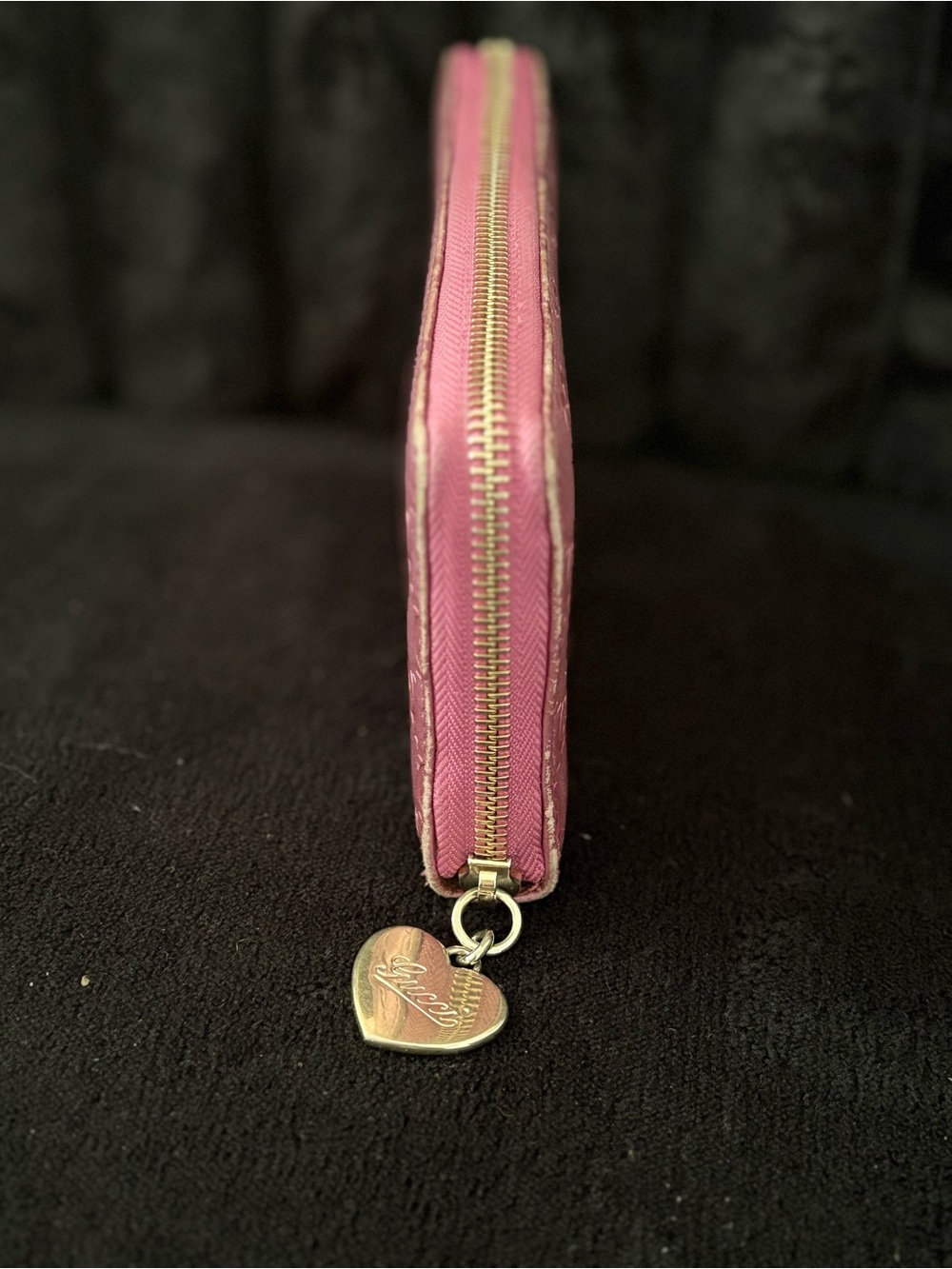 Gucci Pink Guccissima Zip-Around Wallet with Heart Charm - Picture 3 of 12